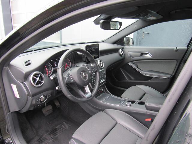 Mercedes-Benz A-KLASSE 180 Business Solution camera 1e eigenaar.