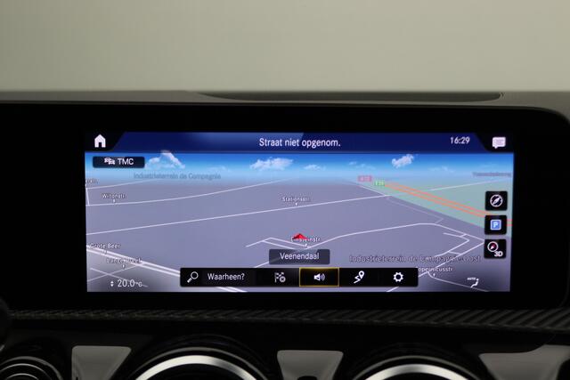 Mercedes-Benz A-KLASSE 200 Launch Edition