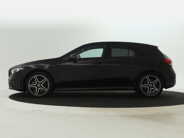 Mercedes-Benz A-KLASSE 250 e Premium Plus Inclusief 24 maanden MB Certified garantie voor Europa.