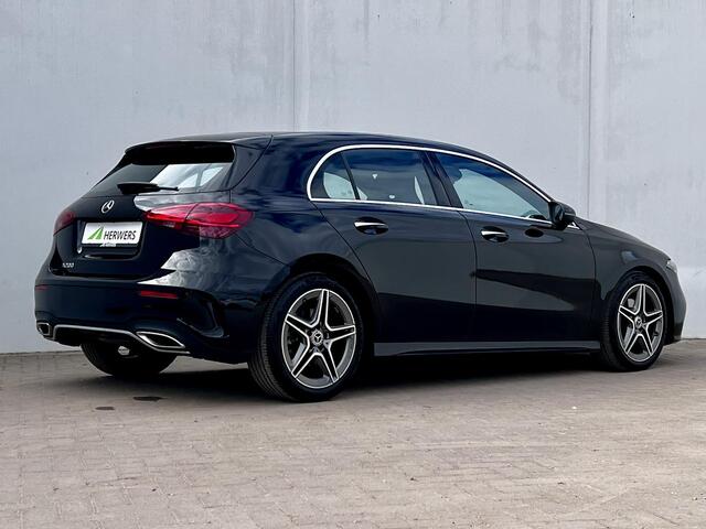 Mercedes-Benz A-KLASSE 200 AMG Line / Facelift / Elektr. Trekhaak 1.400kg / Adaptive Cruise Control / AMG Line / Stoelverwarming / Apple Carplay Android (Mercedes Me app) /