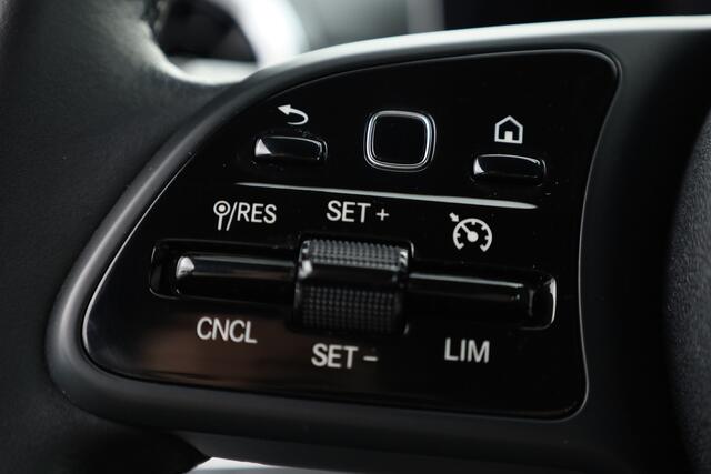 Mercedes-Benz A-KLASSE 180 d Business Solution | Navi | Camera | Apple CarPlay | Trekhaak | Clima