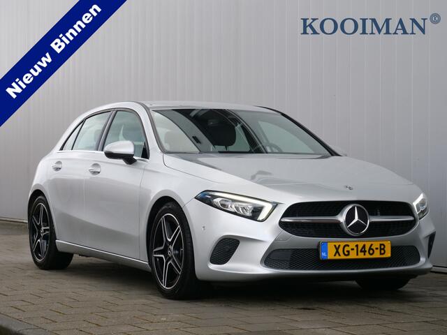 Mercedes-Benz A-KLASSE 200 164pk Business Solution Plus Upgrade Automaat Navigatie / 18 inch / Camera / Stoelverwarming