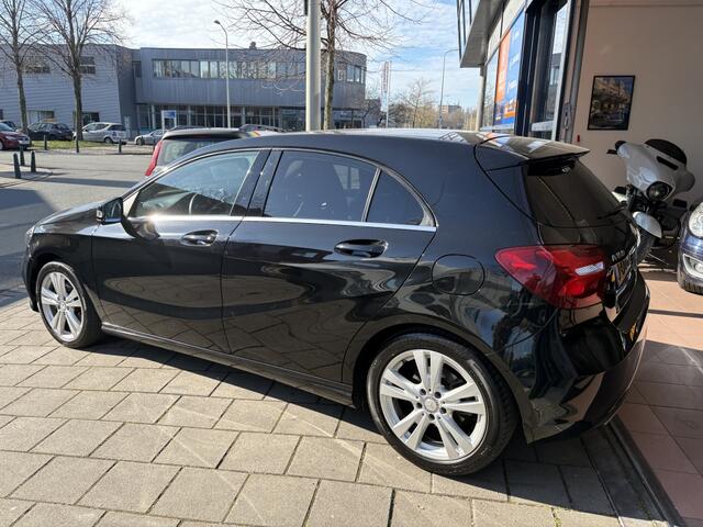 Mercedes-Benz A-KLASSE 160 AMG Night Ed.