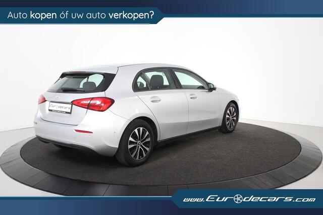 Mercedes-Benz A-KLASSE 180 Business Solution*1ste Eigenaar*Navigatie*Stoelverwarming*Parkassist