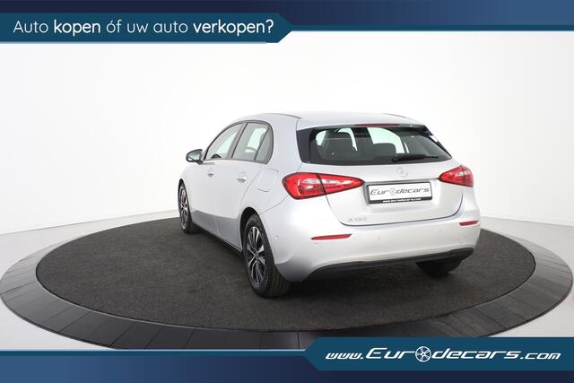 Mercedes-Benz A-KLASSE 180 Business Solution*1ste Eigenaar*Navigatie*Stoelverwarming*Parkassist