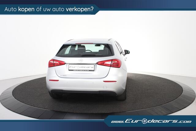 Mercedes-Benz A-KLASSE 180 Business Solution*1ste Eigenaar*Navigatie*Stoelverwarming*Parkassist