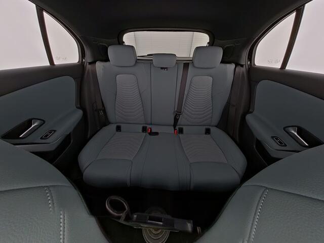 Mercedes-Benz A-KLASSE 250 e Face Lift Plug-In Hybride Progressive Line Advanced | Night-Pakket | Burmester® Surround-Soundsystem | Ledkoplampen. Inclusief 24 maanden MB Certified garantie voor Europa.
