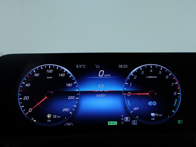 Mercedes-Benz A-KLASSE 250 e AMG Plug-In Hybride | AMG Styling | Night Pakket | Sfeerverlichting | Dodehoek Assist | Achteruitrijcamera | Inclusief 24 maanden MB Certified garantie voor Europa.