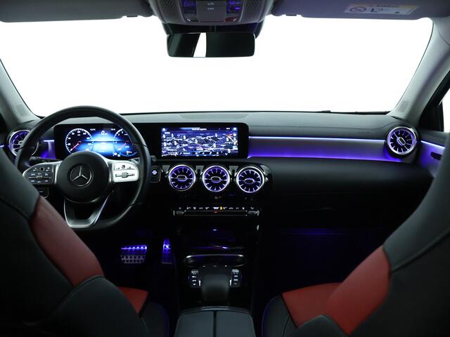 Mercedes-Benz A-KLASSE 250 e AMG Plug-In Hybride | AMG Line | Lederen Bekleding | Inclusief 24 maanden MB Certified garantie voor Europa.