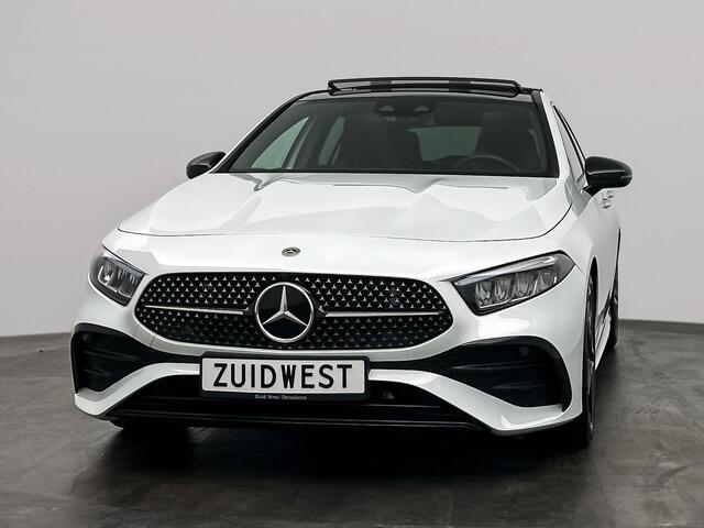 Mercedes-Benz A-KLASSE 200 AMG Premium Pano ACC Sfeer Camera