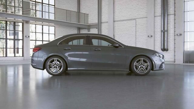 Mercedes-Benz A-KLASSE 200 Launch Edition | AMG | Panoramadak | 360 graden camera | Sfeerverlichtiing | Stoelverwarming |