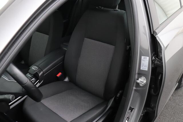 Mercedes-Benz A-KLASSE Business Solution Camera Navi Stoelverwarming Pdc