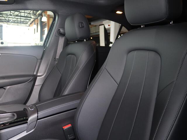 Mercedes-Benz A-KLASSE 180 Star Edition Luxury Line | Panoramadak | Nieuwe auto met kenteken