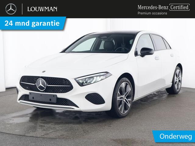 Mercedes-Benz A-KLASSE 250 e Plug-In Hybride | Panorama Schuif-Kanteldak | Night Pakket | 11 kW Laden | Stuur en Stoelverwarming | Inclusief 24 maanden MB Certified garantie voor Europa.