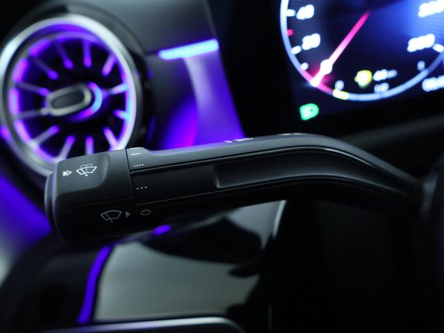 Mercedes-Benz A-KLASSE 250 e Business Solution AMG | Trekhaak | Nightpakket | Premium Plus pakket | Parkeerpakket met 360°-camera | Dodehoekassistent | KEYLESS GO-comfortpakket | Extra USB-poorten | Spiegelpakket | Head-up display |