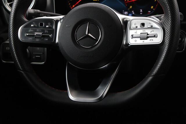 Mercedes-Benz A-KLASSE 180 Business Solution AMG | Stoelverwarming | Carplay | Camera | Sfeerverlichting | Navigatie | Full LED | Leder/Alcantara | Widescreen