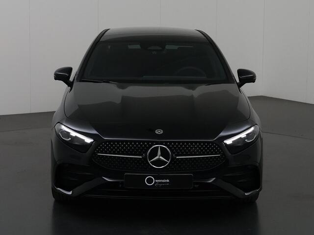 Mercedes-Benz A-KLASSE 250 e Limousine Business Solution AMG Panoramadak | Multibeam-Led | 19 AMG velgen | Night pakket