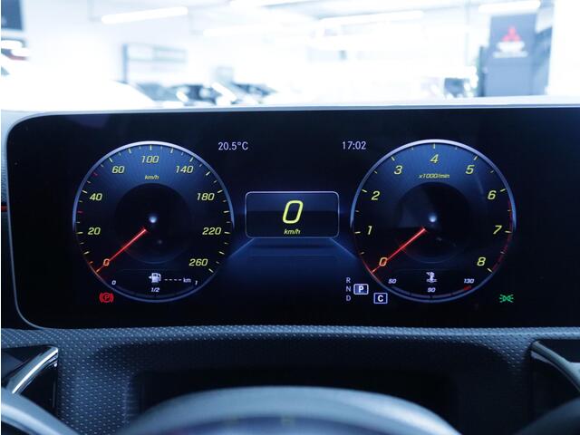 Mercedes-Benz A-KLASSE 180 Business Solution AMG Clima/Navi/Stoelverwarming