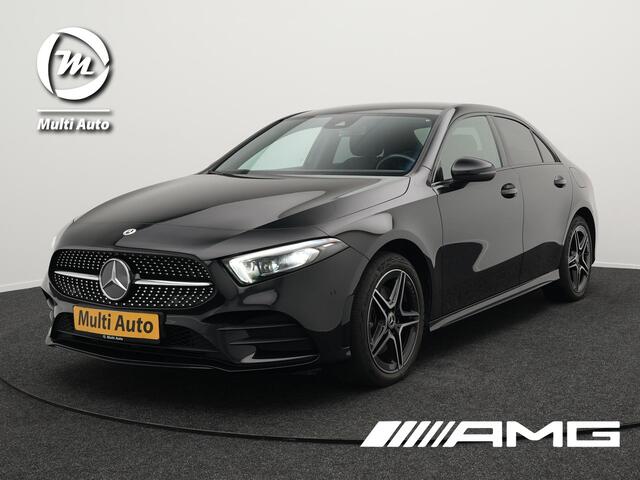 Mercedes-Benz A-KLASSE 250 e AMG Plug In Hybrid PHEV | Sfeerverlichting | Carplay | Alcantara Sportstoelen Verwarmd | Camera | Sportstuur |