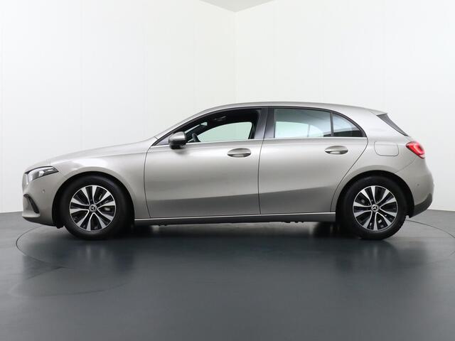 Mercedes-Benz A-KLASSE 160 Business Solution Trekhaak MBUX Camera