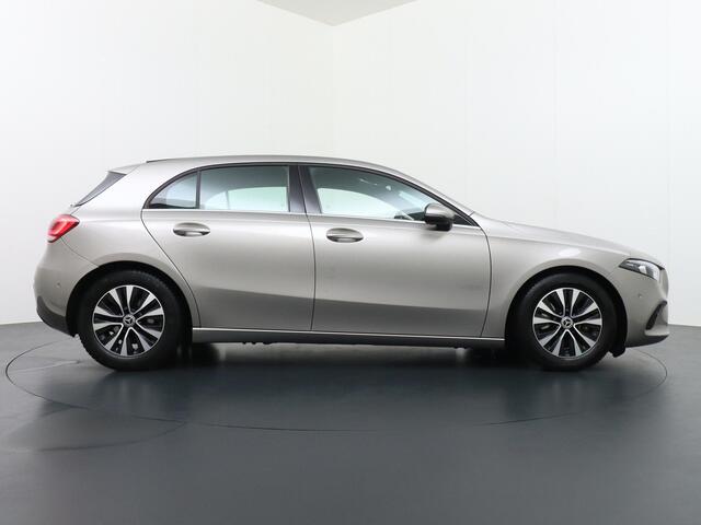 Mercedes-Benz A-KLASSE 160 Business Solution Trekhaak MBUX Camera