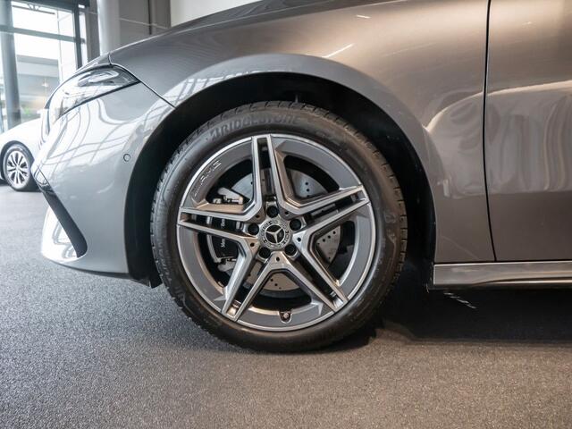 Mercedes-Benz A-KLASSE 250 e AMG ** MULTIBEAM LED, MBUX+, PANORAMA, CAMERA, WINTER ** 1e EIG - Ex MB-AG - JUNGE STERNE ** ** INFORMEER OOK NAAR ONZE AANTREKKELIJKE FINANCIAL-LEASE TARIEVEN **