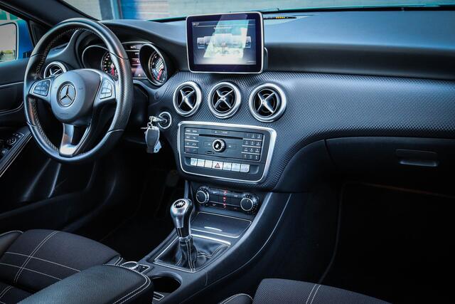 Mercedes-Benz A-KLASSE 180 Ambition /Navi/CruiseControl/Stoelverw.