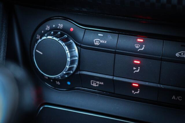 Mercedes-Benz A-KLASSE 180 Ambition /Navi/CruiseControl/Stoelverw.