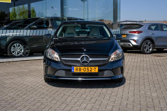 Mercedes-Benz A-KLASSE 160 Business NAVIGATIE/ CRUISE CONTROL/ LM 17