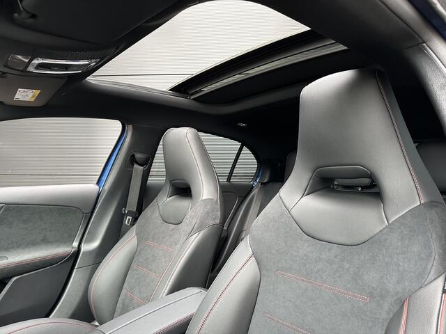 Mercedes-Benz A-KLASSE 200 | Panoramadak | Burmester Sound | Premium PLUS | Nightpakket | Memorystoelen verwarmd | Head-up display | Sfeerverlichting | Apple & Android Carplay