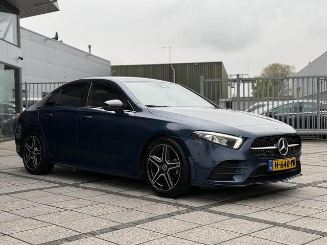 Mercedes-Benz A-KLASSE 200 AMG Navi | Panorama | Camera |