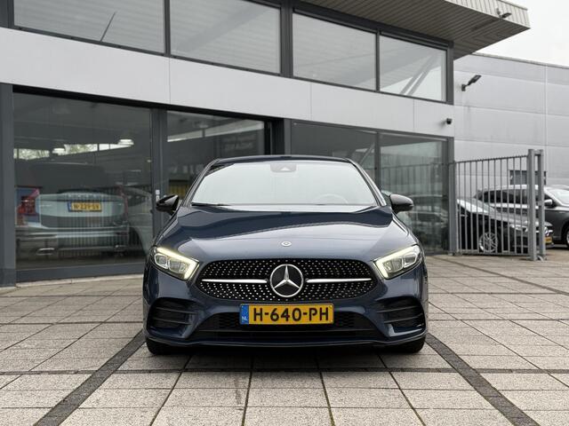 Mercedes-Benz A-KLASSE 200 AMG Navi | Panorama | Camera |