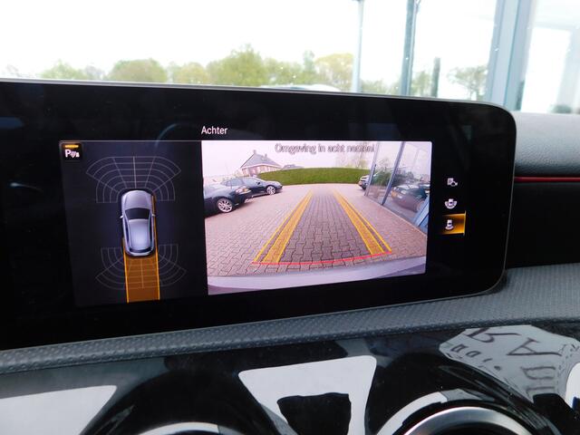 Mercedes-Benz A-KLASSE 180 Business Solution AMG