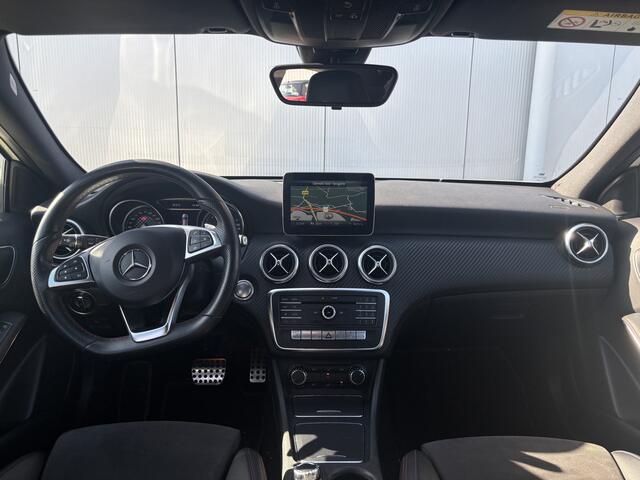 Mercedes-Benz A-KLASSE 180 Business Solution AMG | Apple CarPlay | Camera | Dealer onderhouden