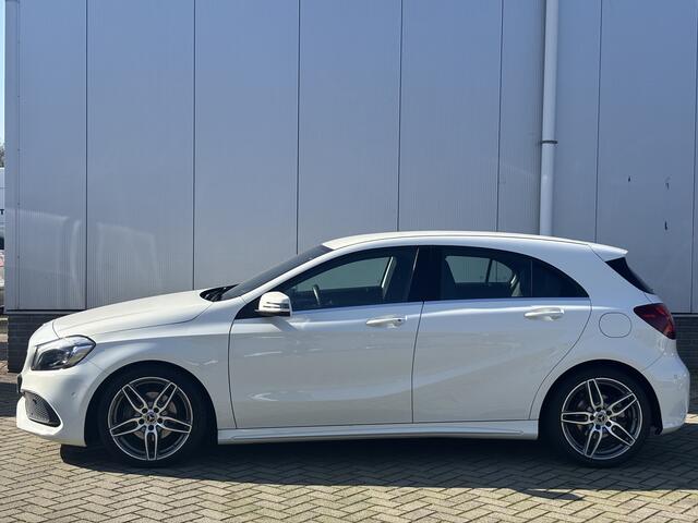 Mercedes-Benz A-KLASSE 180 Business Solution AMG | Apple CarPlay | Camera | Dealer onderhouden