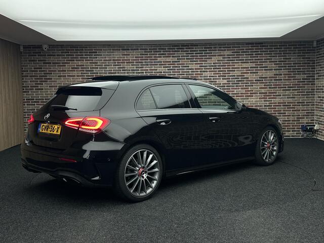 Mercedes-Benz A-KLASSE 250 Premium Plus Panora Night Sfeer AMG