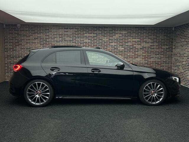 Mercedes-Benz A-KLASSE 250 Premium Plus Panora Night Sfeer AMG
