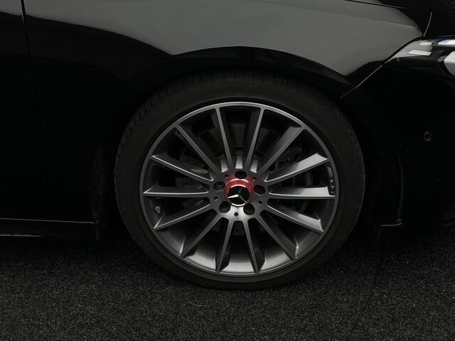 Mercedes-Benz A-KLASSE 250 Premium Plus Panora Night Sfeer AMG