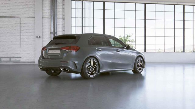 Mercedes-Benz A-KLASSE 180 Business Solution AMG | Panoramadak | Night | Stoelverwarming | Widescreen | Sfeerverlichting |