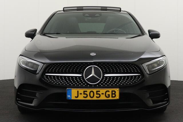 Mercedes-Benz A-KLASSE AMG Pano-dak Memory Camera Sfeerverlichting