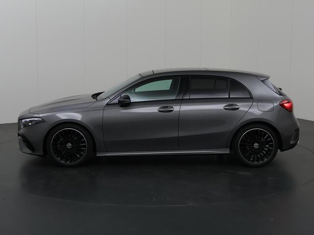 Mercedes-Benz A-KLASSE 180 Business Solution AMG | Panoramadak | Multibeam led | Nightpakket | Sfeerverlichting | Apple carplay / Android auto | 360 graden camera
