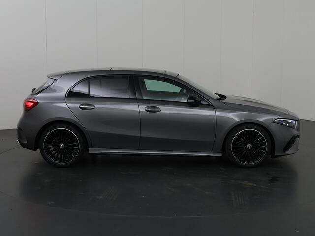 Mercedes-Benz A-KLASSE 180 Business Solution AMG | Panoramadak | Multibeam led | Nightpakket | Sfeerverlichting | Apple carplay / Android auto | 360 graden camera