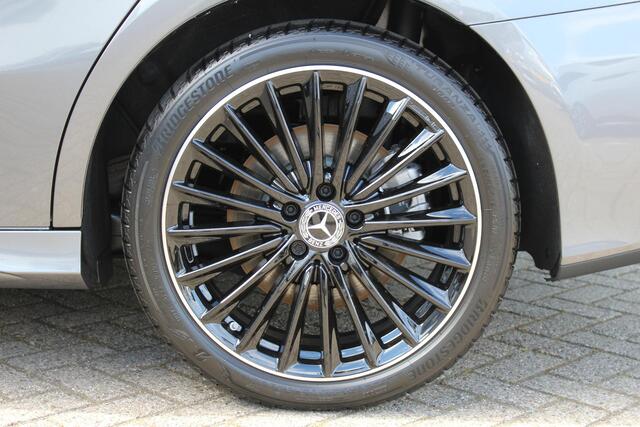 Mercedes-Benz A-KLASSE Limousine 250 e Star Edition PLUS AMG Line Panorama dak
