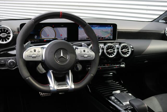 Mercedes-Benz A-KLASSE AMG 35 4MATIC 306PK Performance Pakket (Panodak Performance Sportleder Burmester Camera M-Bux Full-Led 19InchAMG PrivacyGlass)