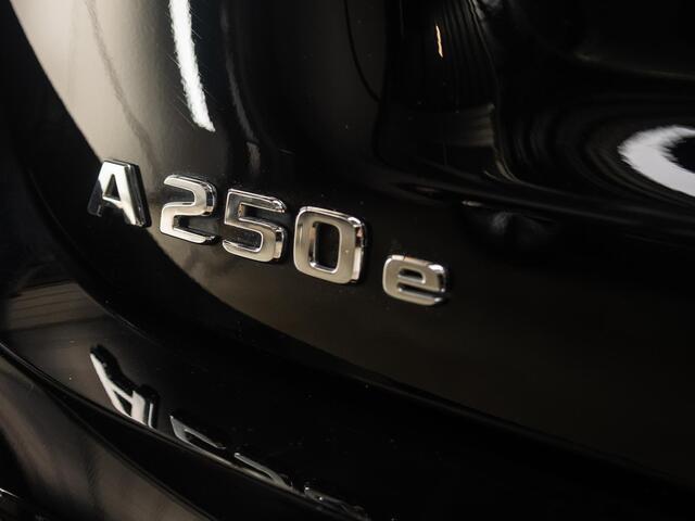 Mercedes-Benz A-KLASSE Hatchback 250 e
