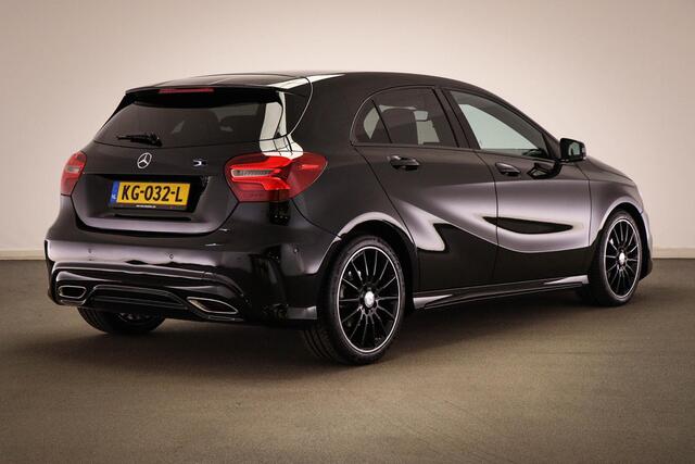 Mercedes-Benz A-KLASSE 180 AMG Night Edition Plus | LED | HALF LEDER | NAVIGATIE | PDC | 18"