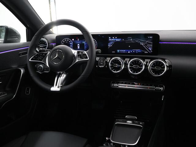 Mercedes-Benz A-KLASSE 250 e Star Edition Luxury Line >>> Diefstalschade Wensink Emmen <<< | Multibeam LED | Trekhaak | Draadloos laden voor Smartphone