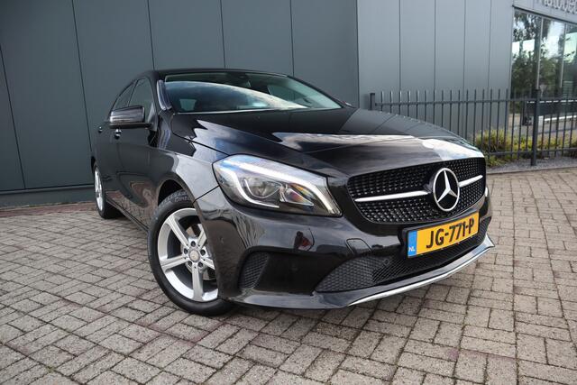 Mercedes-Benz A-KLASSE 160 Ambition Led Koplampen Sportstoelen Navigatie Pdc.
