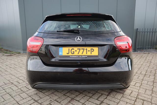 Mercedes-Benz A-KLASSE 160 Ambition Led Koplampen Sportstoelen Navigatie Pdc.