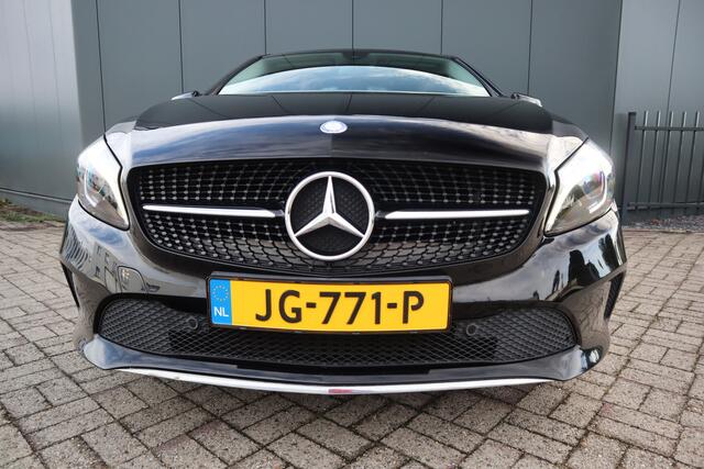 Mercedes-Benz A-KLASSE 160 Ambition Led Koplampen Sportstoelen Navigatie Pdc.